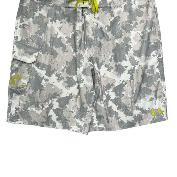 Under Armour Reblek Boardshorts Mens Size 40 HeatGear Loose Fit Camo Swim Trunks - Picture 4 of 12